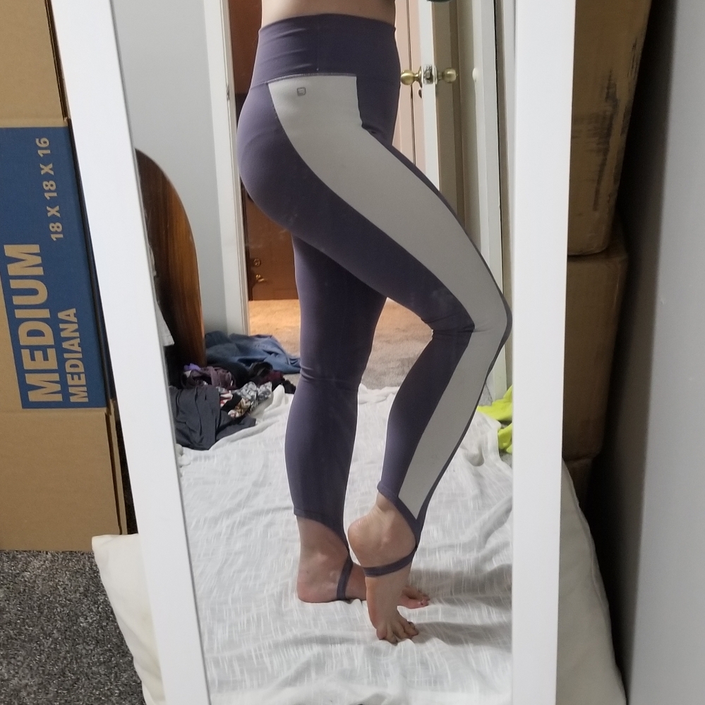 Fabletics Leggings - Picture 2 of 2